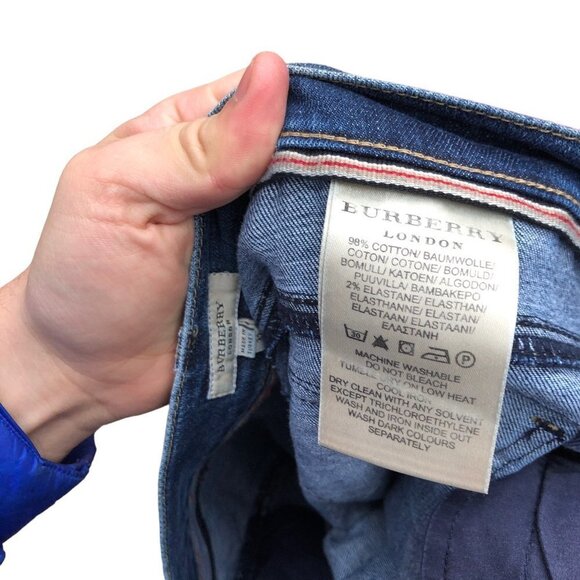 VINTAGE Burberry Jeans Size 32 Blue - Picture 2 of 12